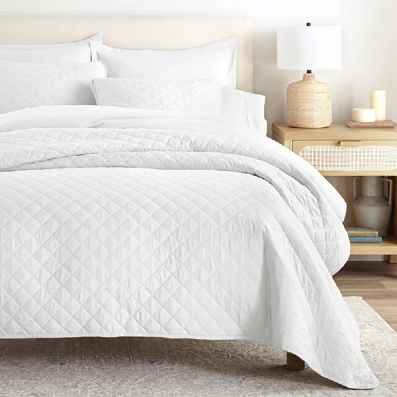 3-Piece Diamond Stitch Quilted Coverlet Set