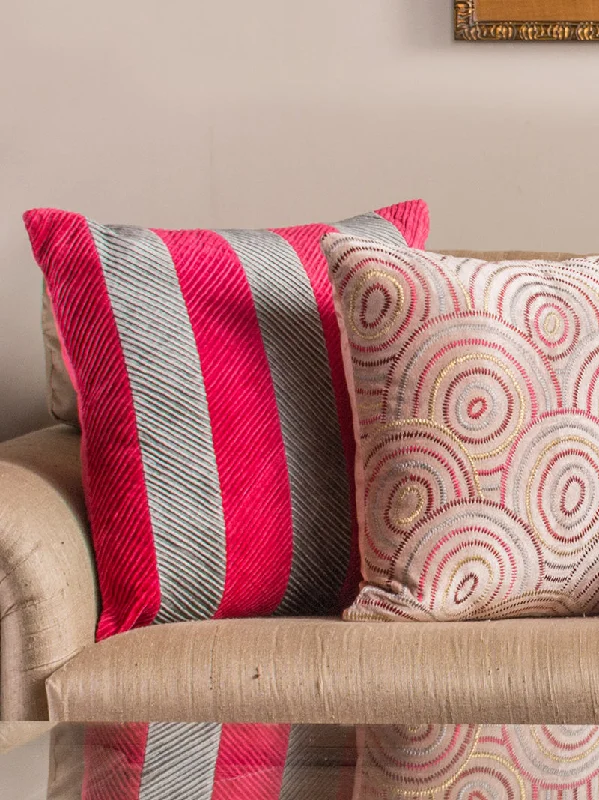 Striped Chevron Velvet Cushion Cover (Berry )