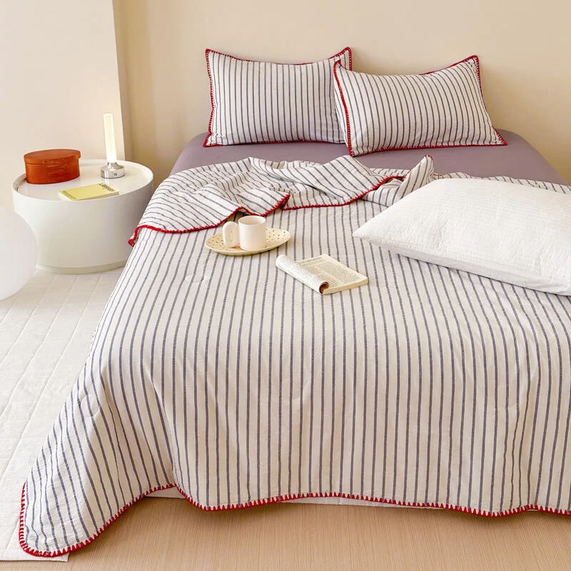 Striped Breathable Blanket Set / Gray