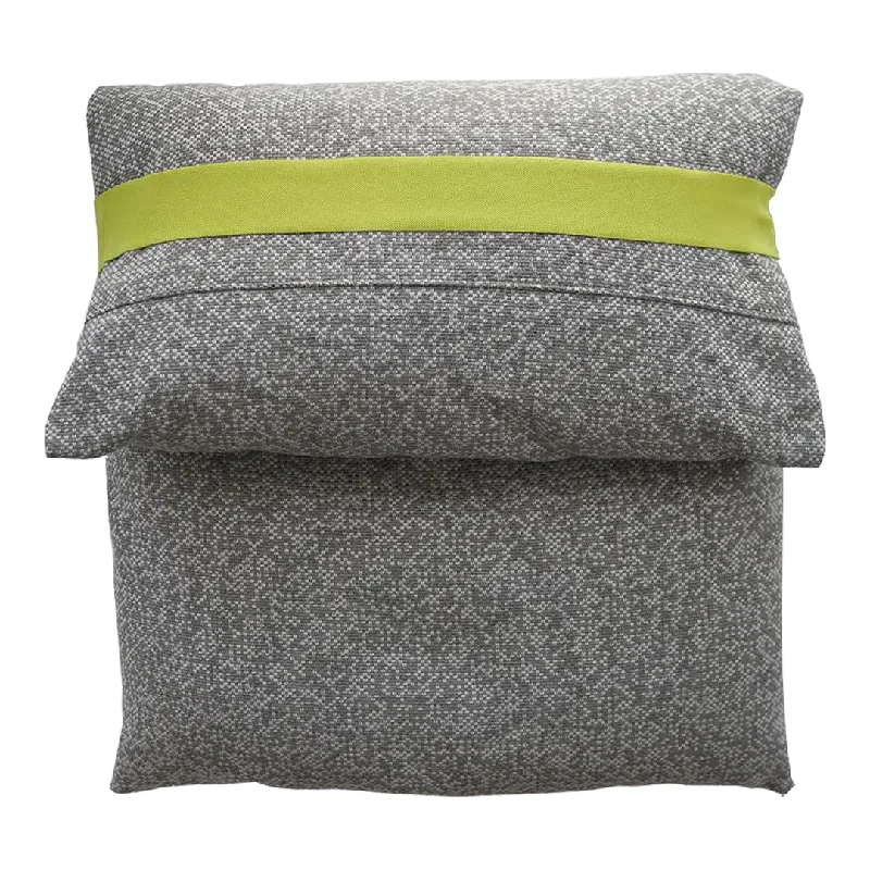 Mousse Foldable Cushion